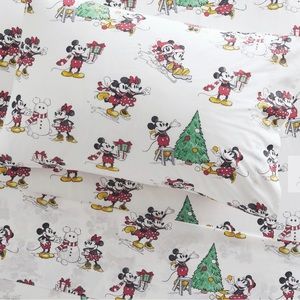 Never Opened Mickey Mouse Christmas Twin Sheet Set